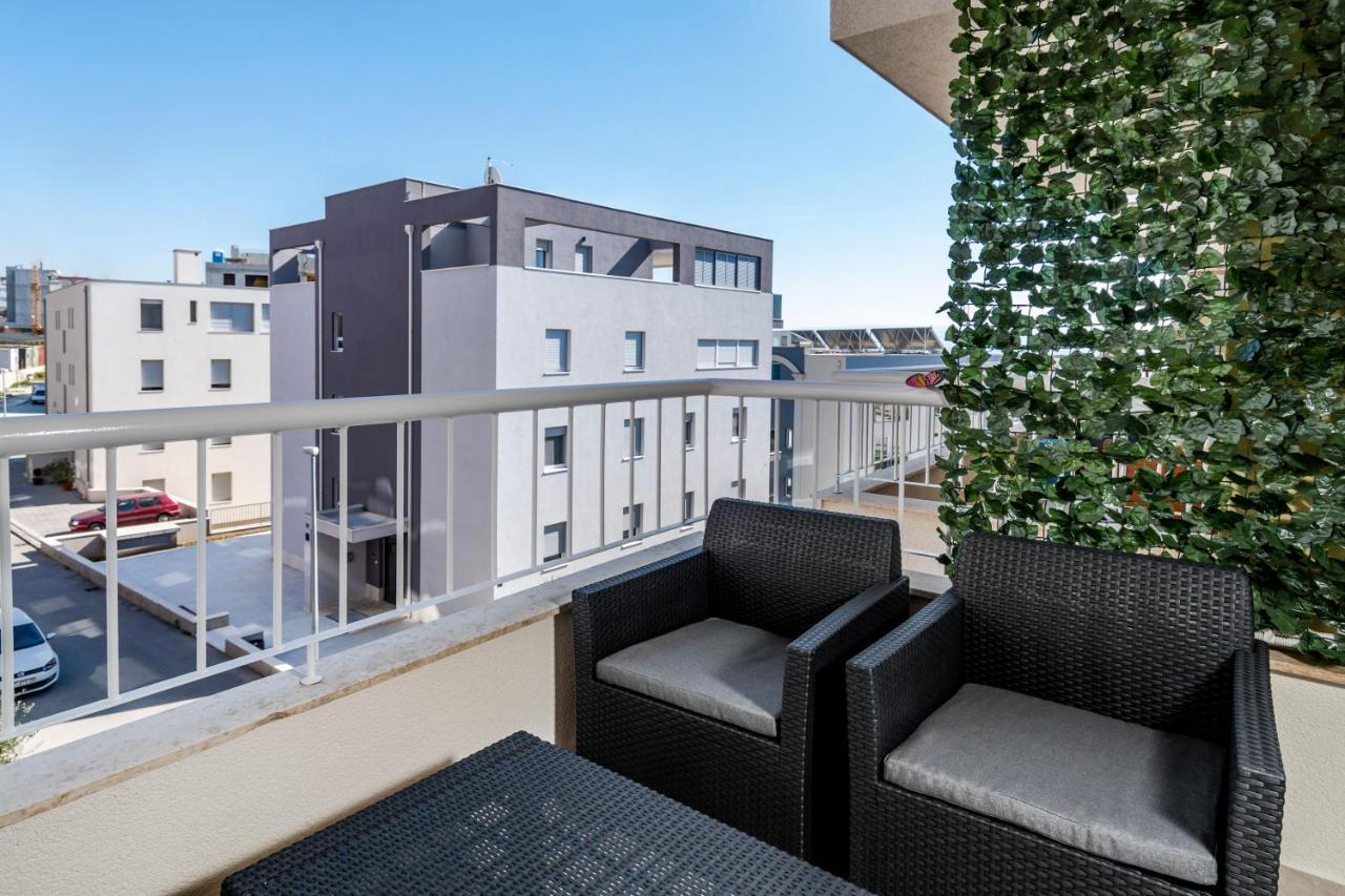 Beach Apartment Simphony Сплит Экстерьер фото